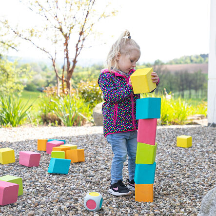 Giant Tilted Stacking Set  hi\-res