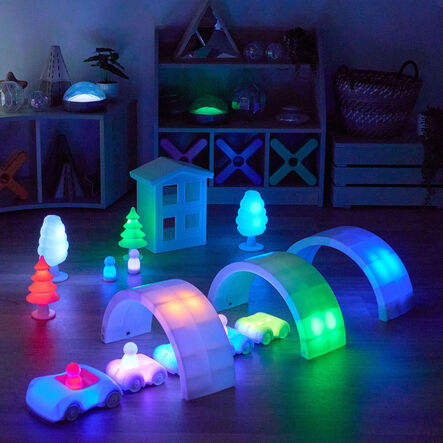 TTS Remote Control Light Up Vehicle, Wagons \x26 People Bundle  hi\-res