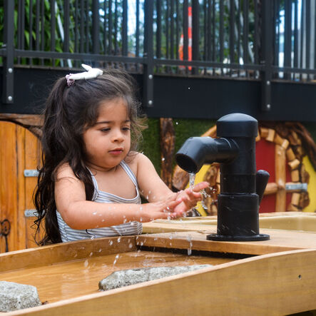 Outdorable Riverbed Water Pump \x26 Tray 2 Piece Set  hi\-res