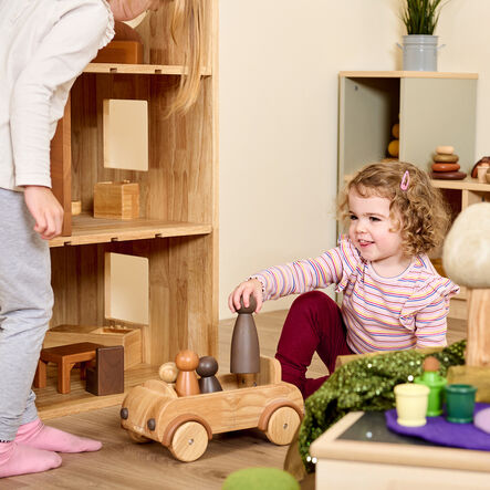 TTS Small World Giant Wooden Car  hi\-res