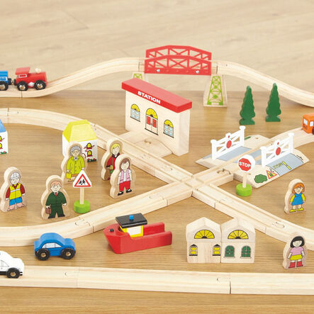 Small World Wooden Town \x26 Country Train Set 101pcs  hi\-res