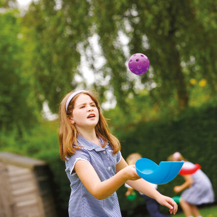 Plastic Playground Scoopers with Ball 6pk  hi\-res