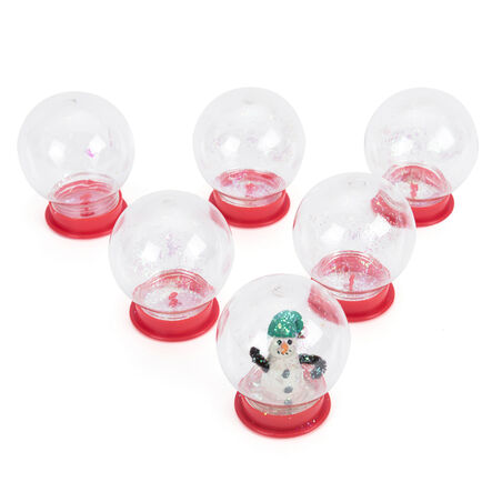 Make Your Own Snow Globes  hi\-res