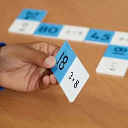 Multiplication Dominoes  hi\-res