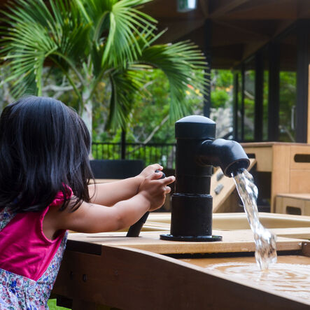 Outdorable Riverbed Water Pump \x26 Tray 3 Piece Set  hi\-res