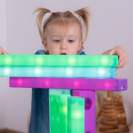TTS Stack \x26 Build Glow Blocks  hi\-res