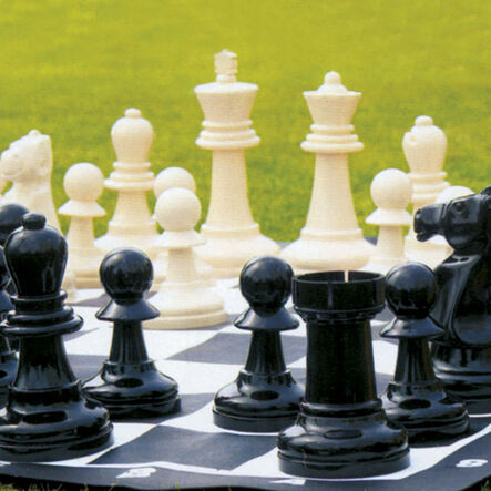 Large Outdoor Garden Chess Game with Chessboard  hi\-res