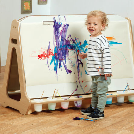 Millhouse Double\-sided 4 Station Easel  hi\-res