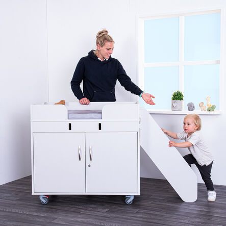 TTS Walk Up Changing Unit Pale Grey \x26 Antibac Mat   hi\-res