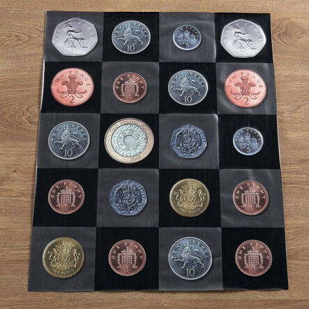 TTS Bee\-Bot® Coin Mat  hi\-res
