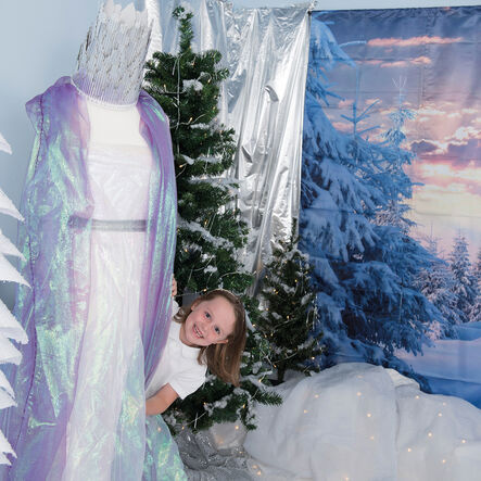 Snow Effect Display Blankets W90cm x 2.4m 3pk  hi\-res