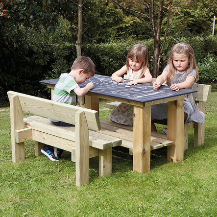 Outdoor Water Wall with Den and Bench Offer  hi\-res