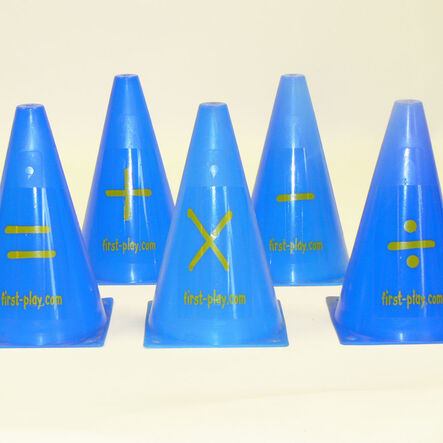 Plastic Maths Operations Cones 5pcs  hi\-res