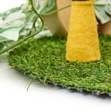 Indoor Outdoor Artificial Grass Circles 10pk  hi\-res