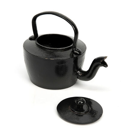 Black Victorian Kettle  hi\-res