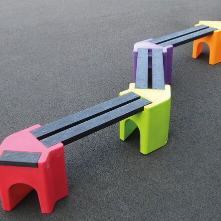 Recyclable Plastic Zigzag Bench  hi\-res